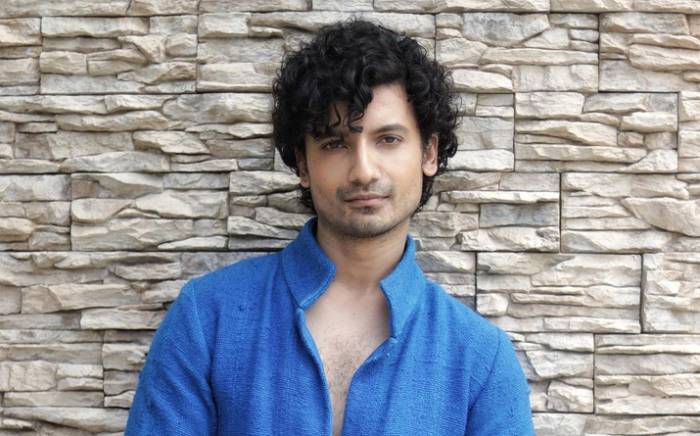 Priyanshu Painyuli Age: Know His Height, Weight, Net Worth, Family, Wiki, Measurements, Biography & Facts