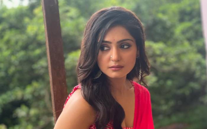 Anjali Tatrari Age: Know Her Height, Weight, Net Worth, Family, Wiki, Measurements, Biography & Facts